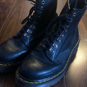 Doc martens size 7 men’s